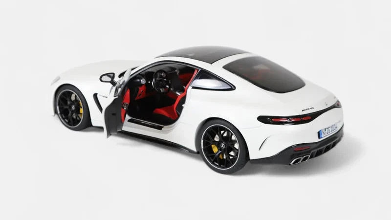 Mercedes benz AMG GT63 (c192) 4-matic 2024, Opalith white