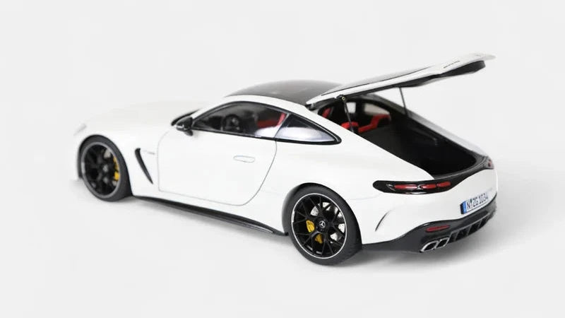 Mercedes benz AMG GT63 (c192) 4-matic 2024, Opalith white