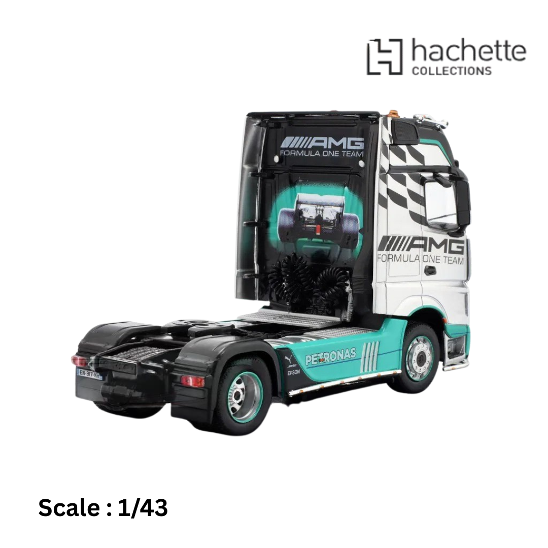 Mercedes-Benz Actros MP4 Truck Mercedes AMG Petronas F1 Team 2012