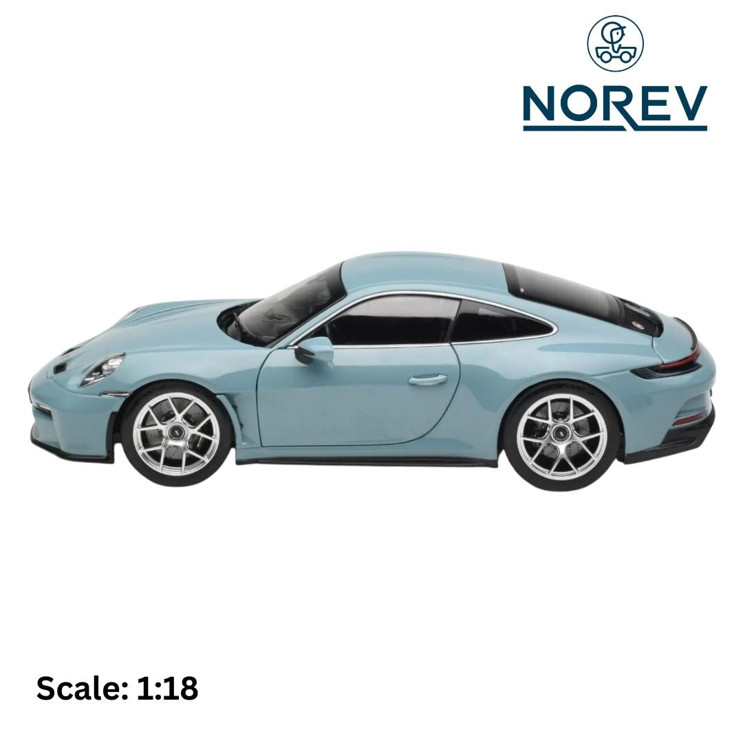 PORSCHE 911 992 S/T COUPE - 2023