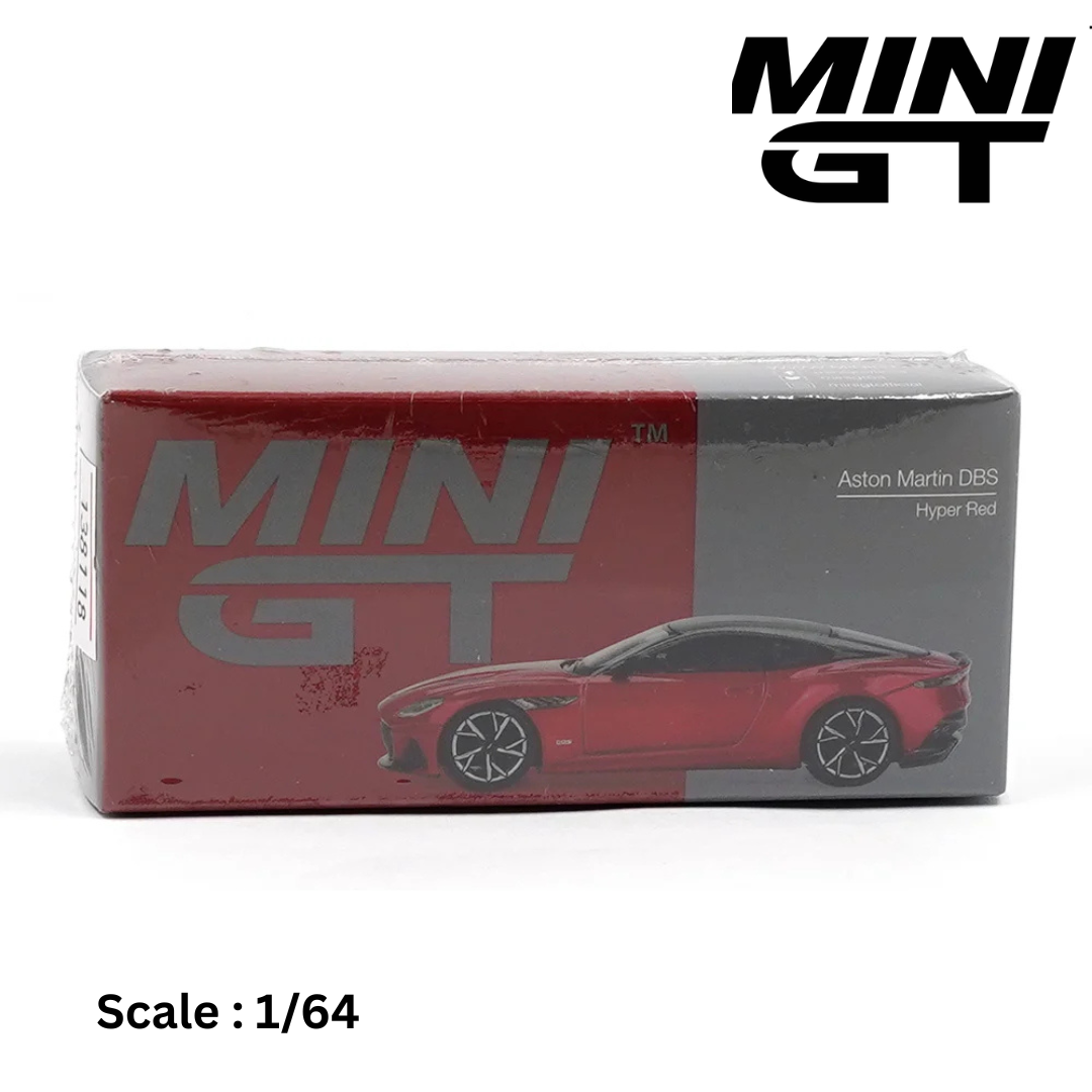 ASTON MARTIN - DBS LHD 2023