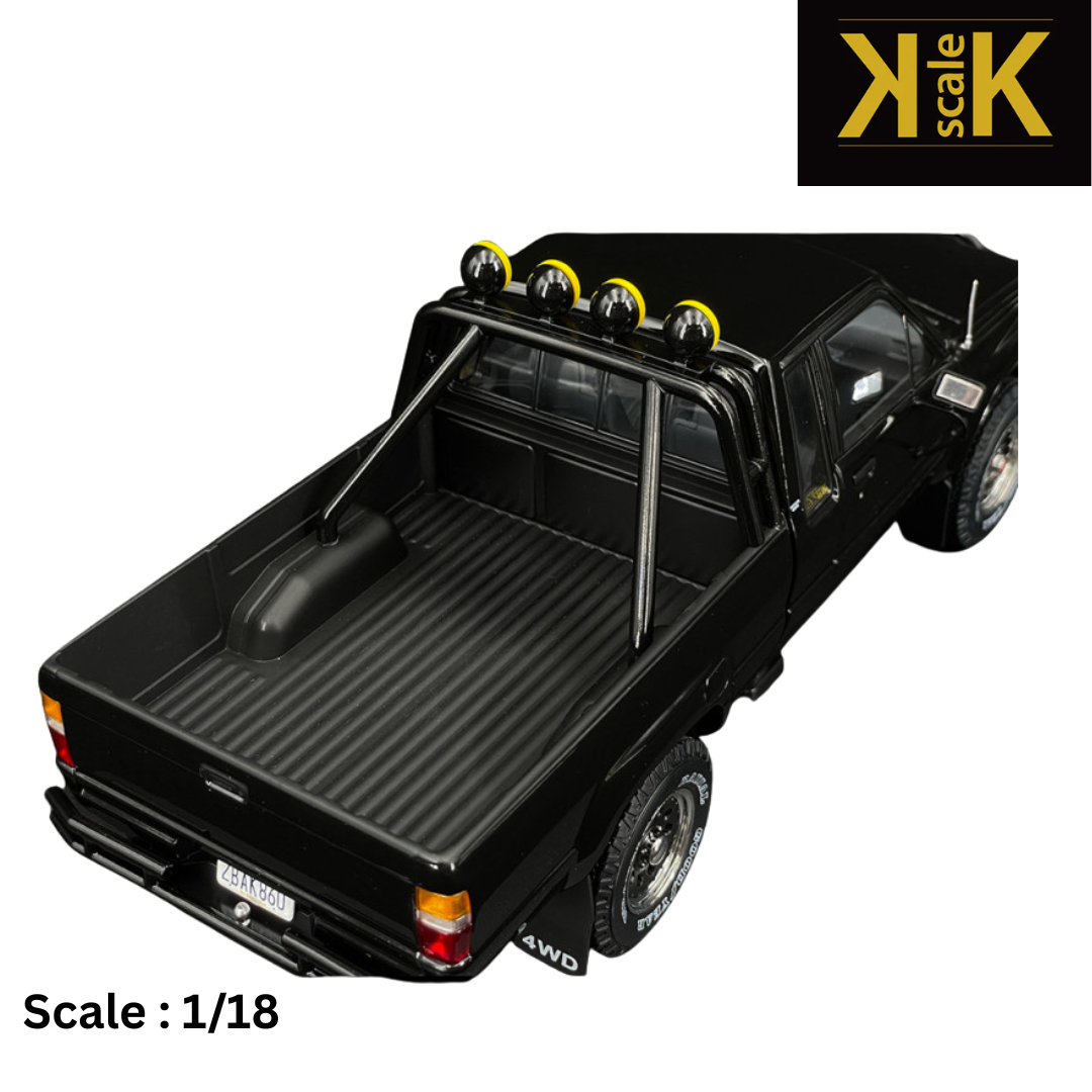 TOYOTA - HILUX PICK-UP TRUCK XTRA CAB 4x4 1985