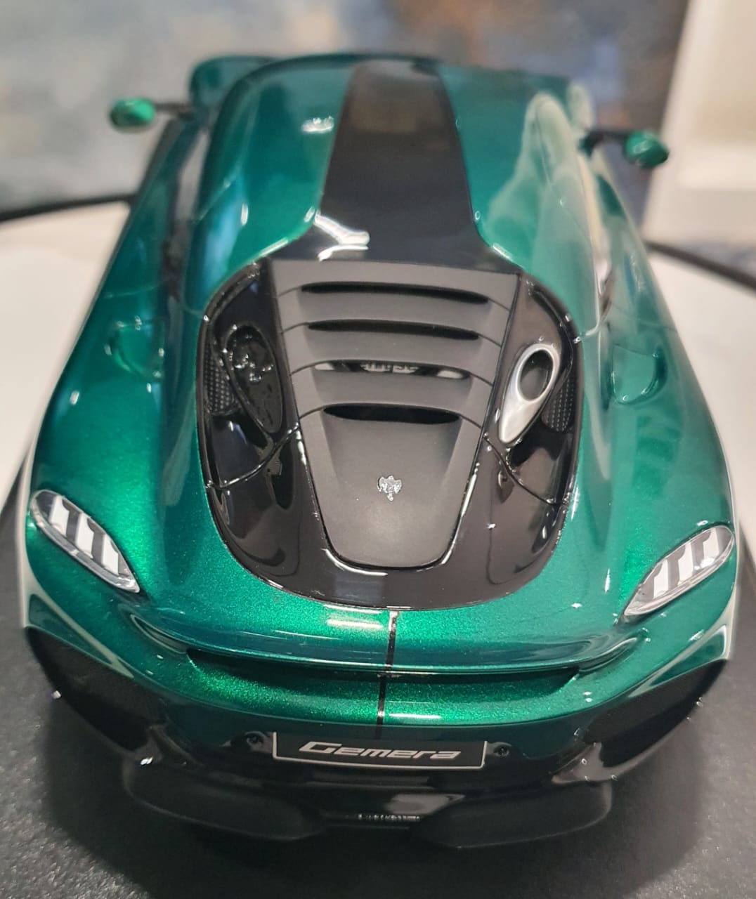 KOENIGSEGG GEMERA - 2024(نقص قطعة بالصالنصة)