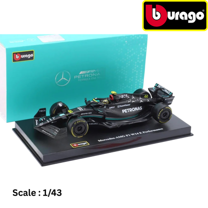 MERCEDES GP - F1 W14 TEAM MERCEDES-AMG PETRONAS FORMULA ONE N 63 SEASON 2023 GEORGE RUSSELL - CON PILOTA E VETRINA - WITH PILOT AND SHOWCASE