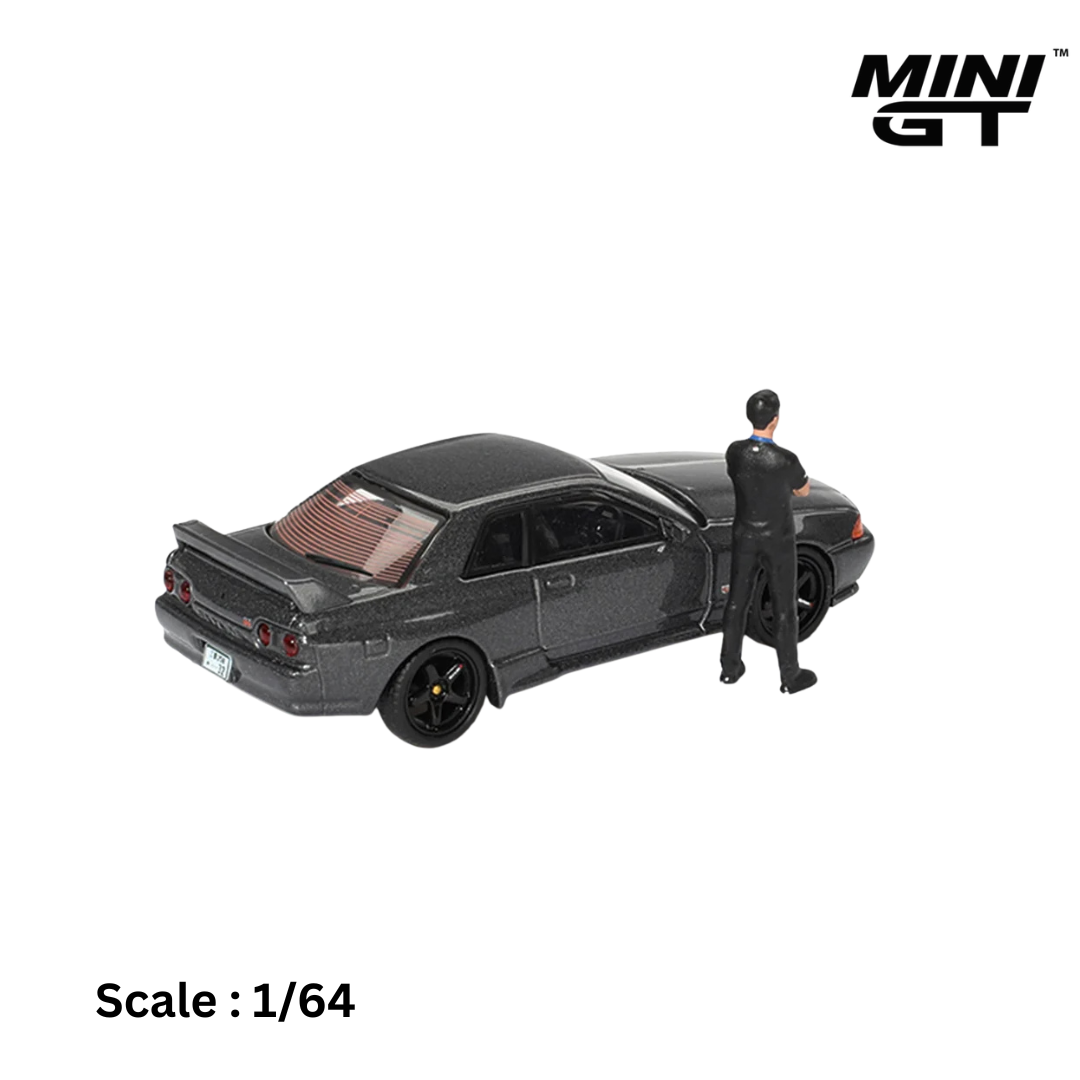 NISSAN - SKYLINE GT-R (R32) NISMO RHD 1992 WITH TSUGIO MATSUDA FIGURES