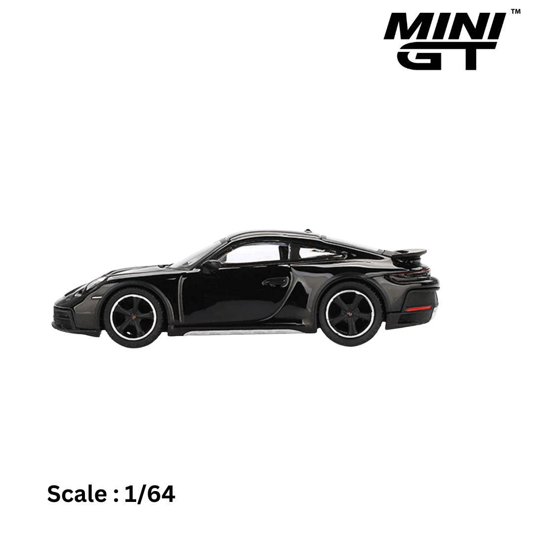 PORSCHE - 911 992 DAKAR COUPE LHD 2023