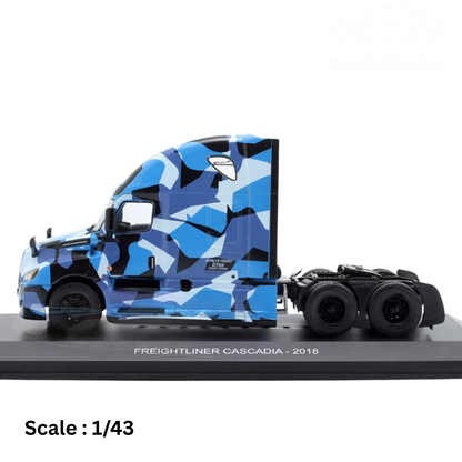 FREIGHTLINER - CASCADIA TRACTOR TRUCK 3-ASSI 2018