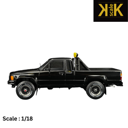TOYOTA - HILUX PICK-UP TRUCK XTRA CAB 4x4 1985