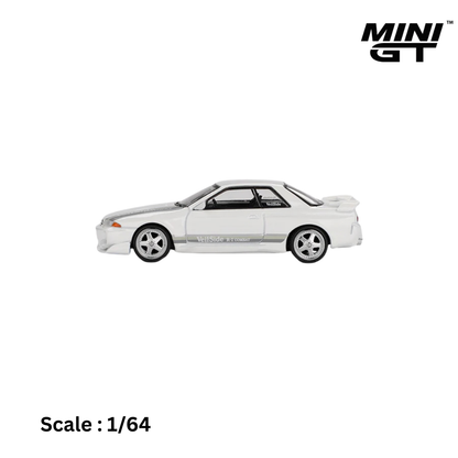 NISSAN - SKYLINE GT-R (R32) VEILSIDE COMBAT C-I RHD 2011