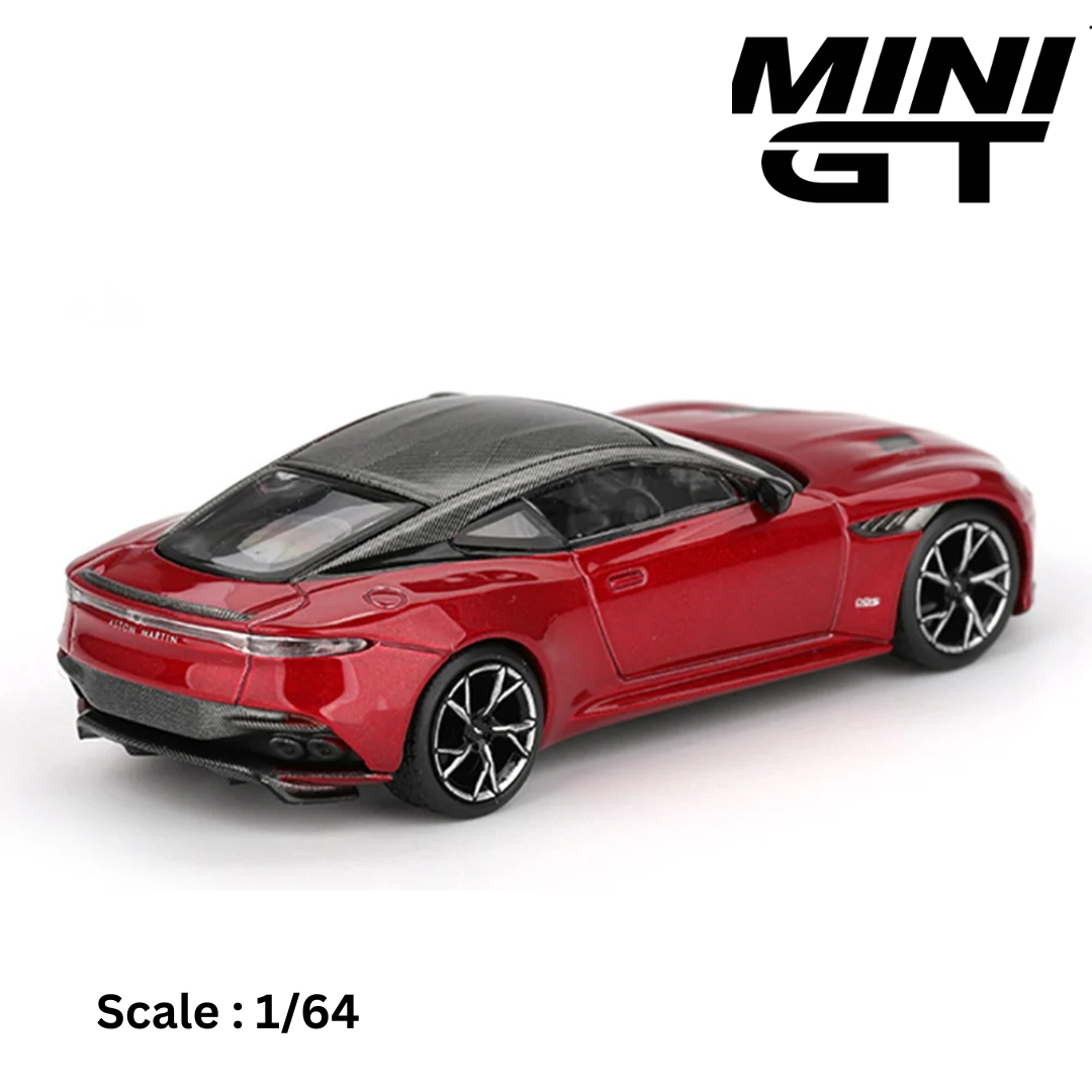 ASTON MARTIN - DBS LHD 2023