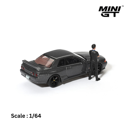 NISSAN - SKYLINE GT-R (R32) NISMO RHD 1992 WITH TSUGIO MATSUDA FIGURES