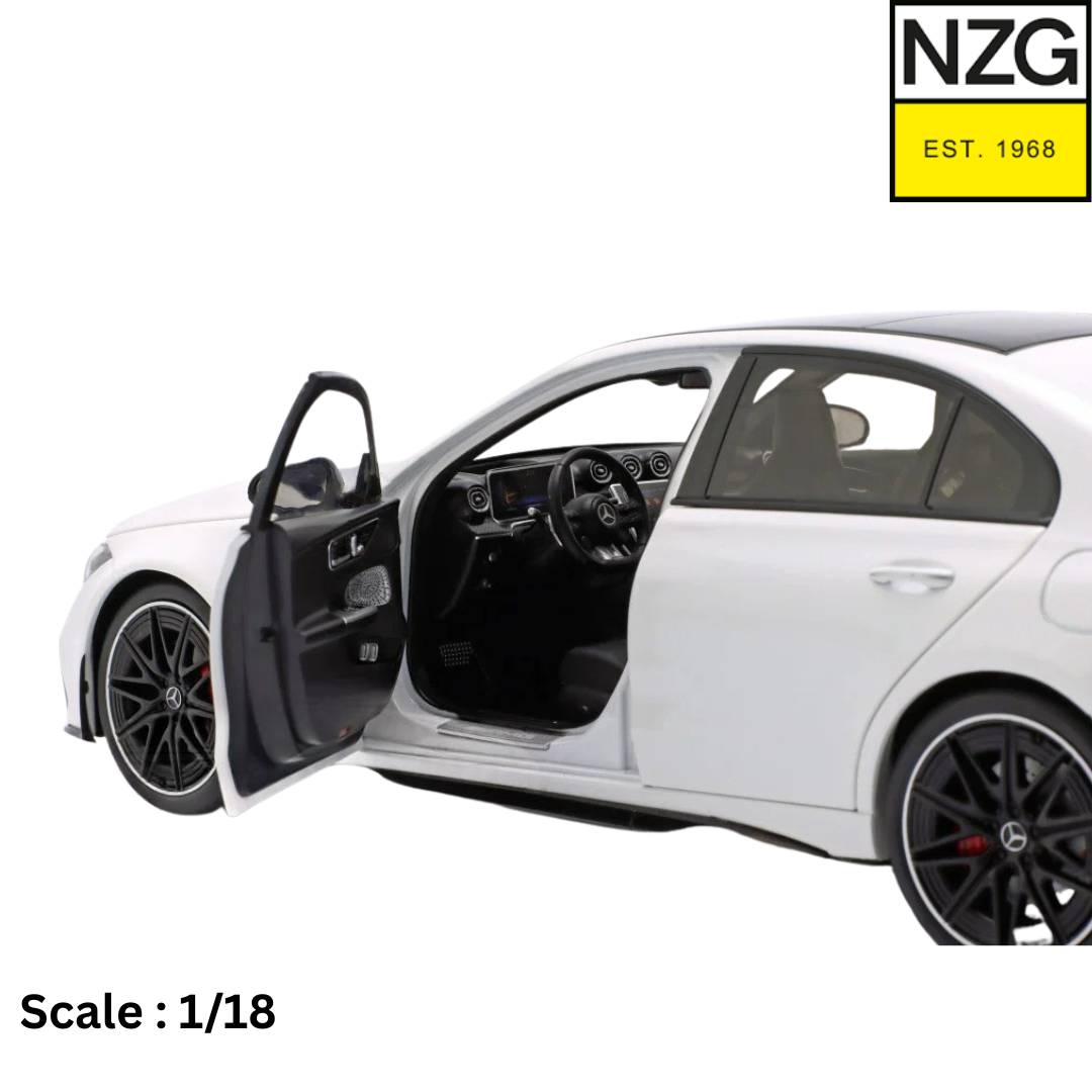 MERCEDES BENZ - C-CLASS C63 S E-PERFORMANCE 2024