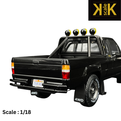 TOYOTA - HILUX PICK-UP TRUCK XTRA CAB 4x4 1985