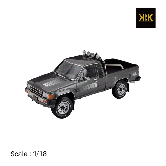 Toyota Hilux Xtra Cab 4x4 Pickup Truck 1985 product image 1